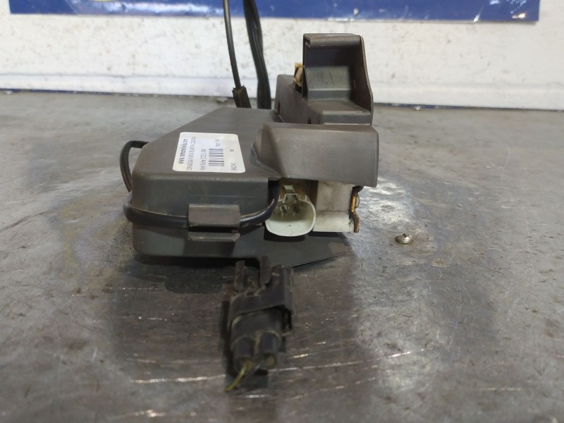 Recambio de cerradura puerta delantera izquierda para ford puma (cce) 1.4 referencia OEM IAM   