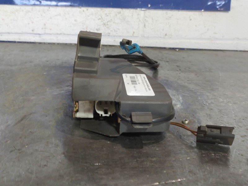 Recambio de cerradura puerta delantera derecha para ford puma (cce) 1.4 referencia OEM IAM   