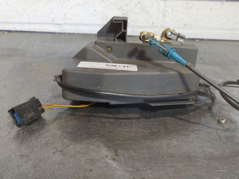 Recambio de cerradura puerta delantera derecha para ford puma (cce) 1.4 referencia OEM IAM   