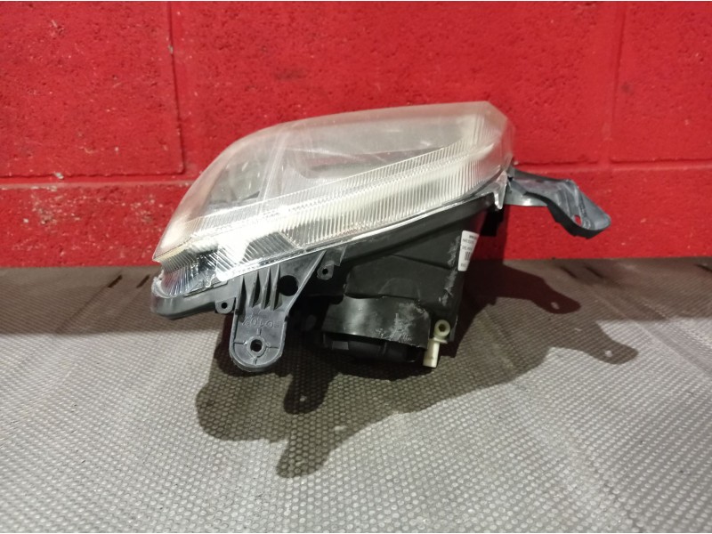 Recambio de faro izquierdo para opel meriva referencia OEM IAM   