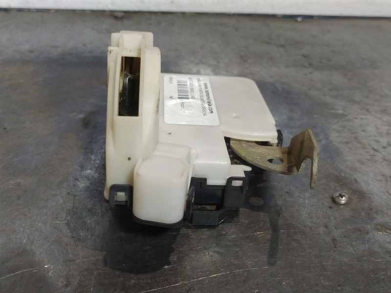 Recambio de cerradura puerta delantera derecha para seat inca (6k9) 1.9 d referencia OEM IAM   