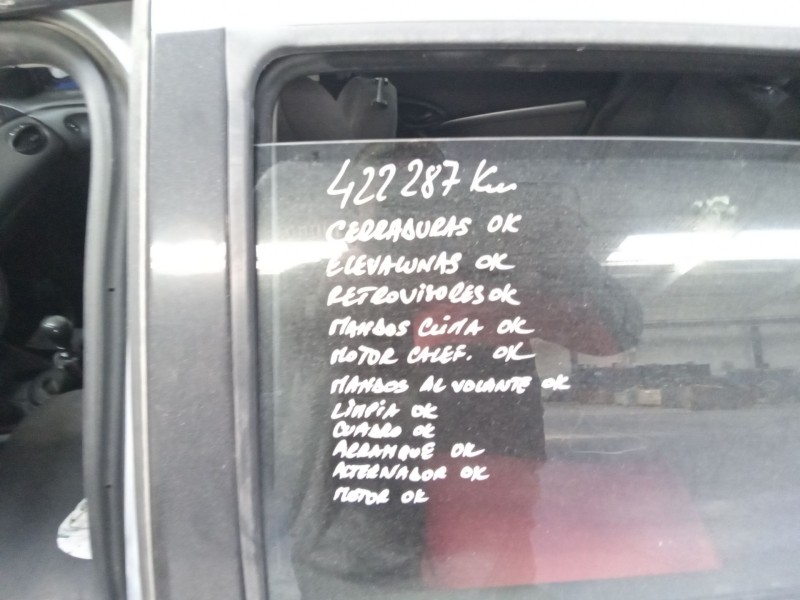 ford focus berlina (cak)  | 0.98 - 0.04 del año 2004