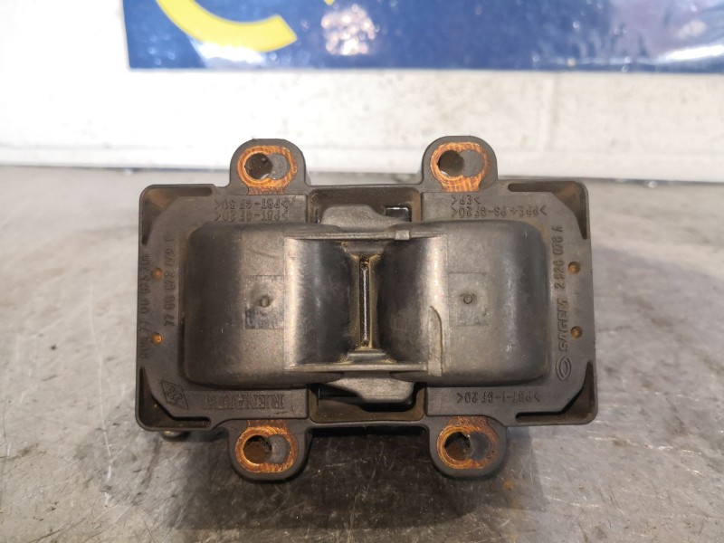 Recambio de bobina encendido para renault clio 1.2 referencia OEM IAM 2526078A  