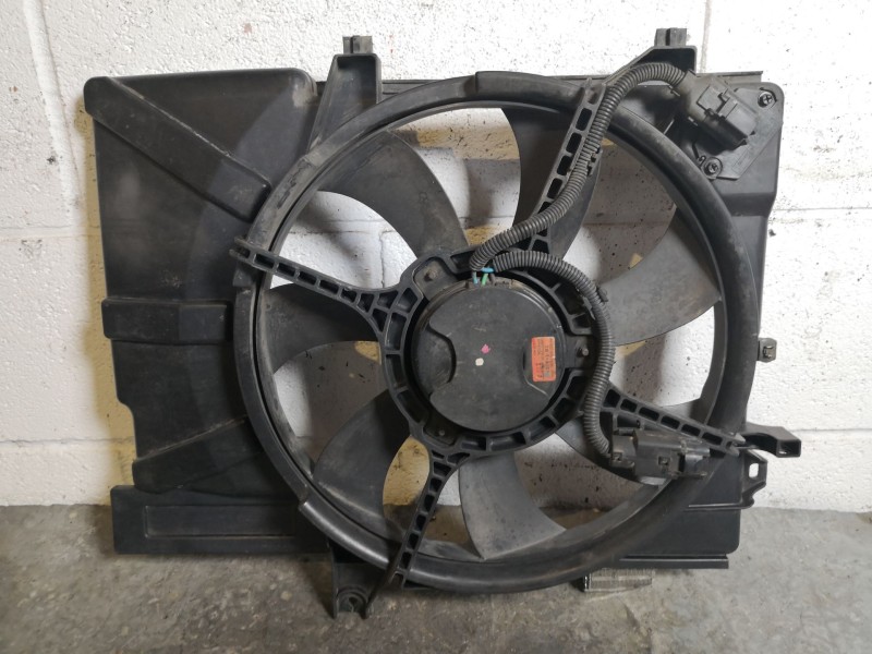 Recambio de electroventilador para hyundai getz (tb) 1.4 cat referencia OEM IAM   