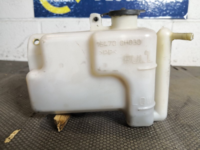 Recambio de deposito expansion para toyota avensis berlina (t25)  | 0.03 - 0.09  | 0.03 - 0.09 referencia OEM IAM 164700H030  