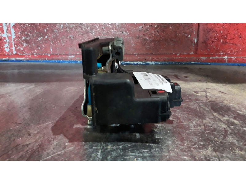 Recambio de cerradura puerta delantera derecha para chevrolet epica  | 0.06 - ...  | 0.06 - ... referencia OEM IAM    Recambio de cerradura puerta delantera derecha para chevrolet epica  | 0.06 - ...  | 0.06 - ... referencia OEM IAM