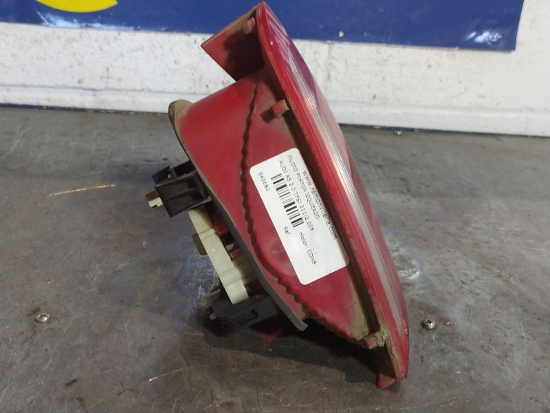 Recambio de piloto porton izquierdo para audi a5 2.0 tfsi 211 referencia OEM IAM 8T0945093  