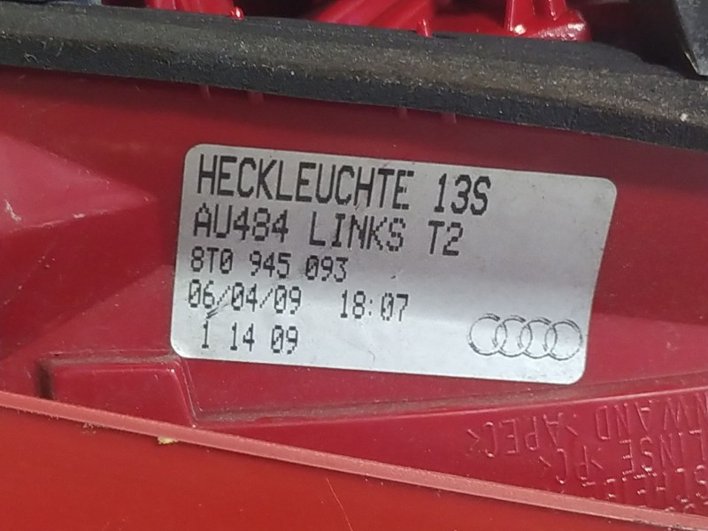 Recambio de piloto porton izquierdo para audi a5 2.0 tfsi 211 referencia OEM IAM 8T0945093  