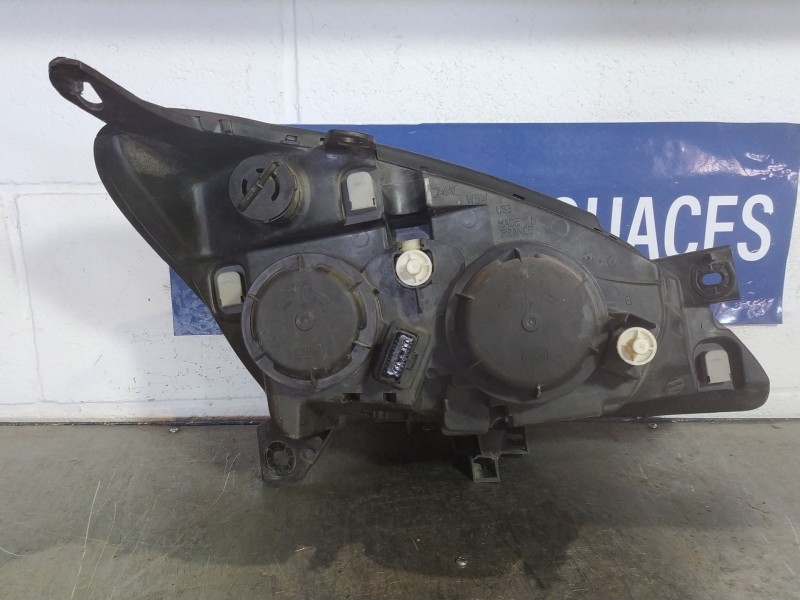 Recambio de faro izquierdo para citroen c5 berlina referencia OEM IAM   