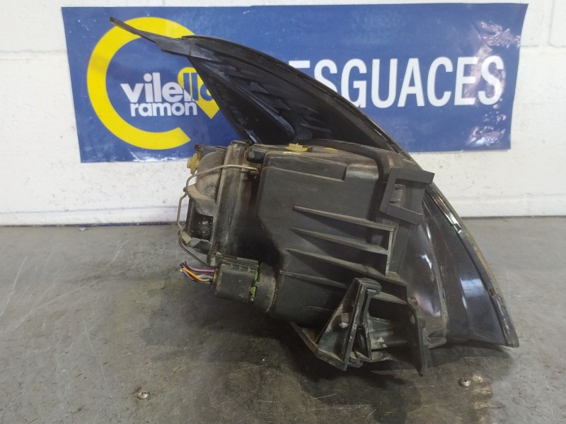 Recambio de faro izquierdo para ford puma (cce) 1.4 referencia OEM IAM   