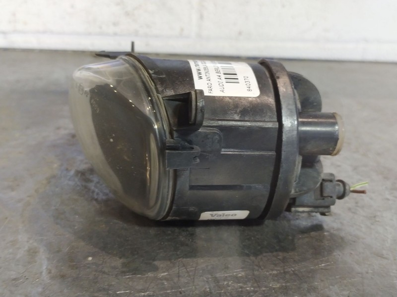 Recambio de faro antiniebla izquierdo para audi a4 berlina (b5) 1.8 referencia OEM IAM   
