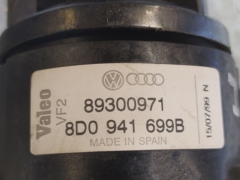 Recambio de faro antiniebla izquierdo para audi a4 berlina (b5) 1.8 referencia OEM IAM 8D0941699B 89300971 