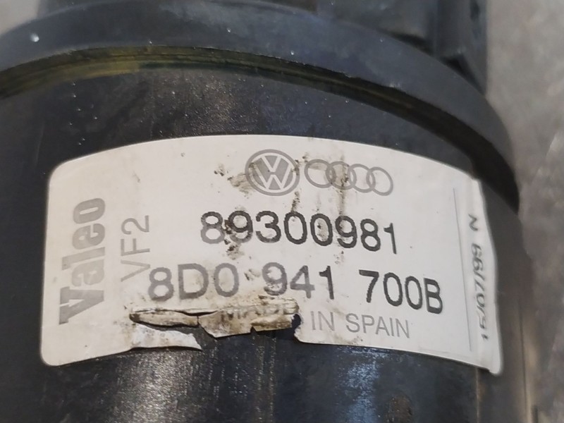 Recambio de faro antiniebla derecho para audi a4 berlina (b5) 1.8 referencia OEM IAM 8D0941700B  