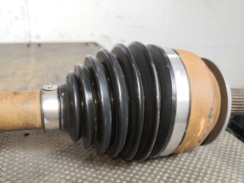 Recambio de transmision delantera derecha para mitsubishi grandis (na0w) 2.0 di-d inform referencia OEM IAM    Recambio de transmision delantera derecha para mitsubishi grandis (na0w) 2.0 di-d inform referencia OEM IAM