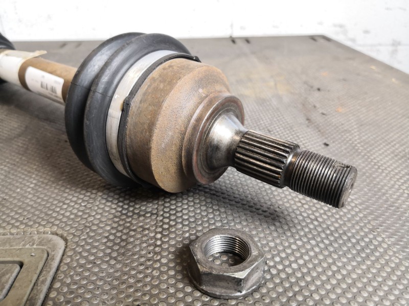 Recambio de transmision delantera izquierda para peugeot 307 referencia OEM IAM 9637117780  