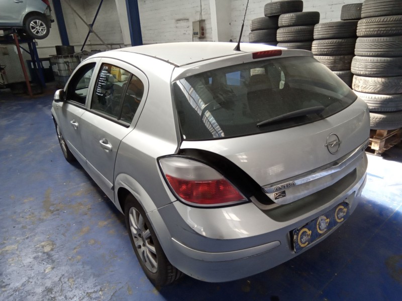 opel astra h berlina 1.7 16v cdti | 0.04 - ... del año 2006