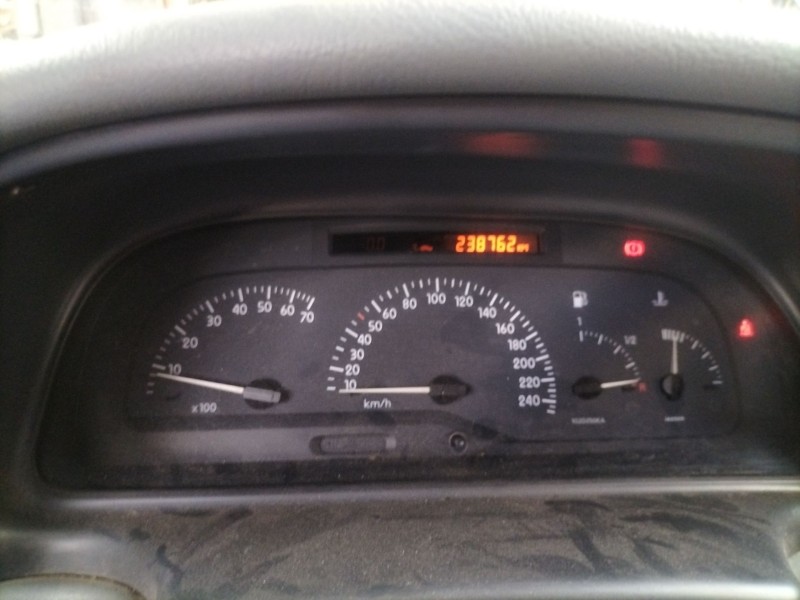 renault laguna (b56) del año 2000