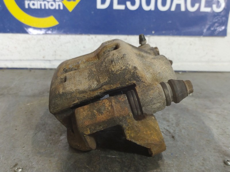 Recambio de pinza freno delantera derecha para renault master 100.33 l1 h2 referencia OEM IAM   