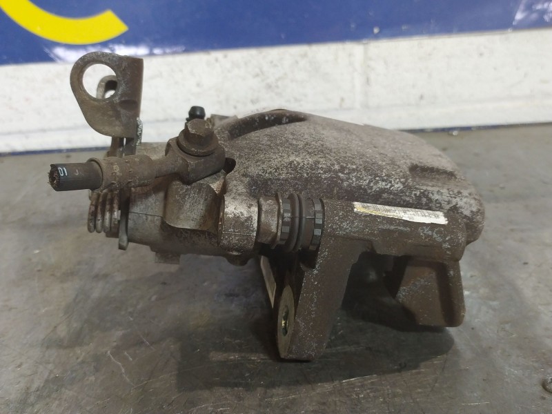 Recambio de pinza freno trasera derecha para opel insignia 2.0 cdti 110 edition referencia OEM IAM   