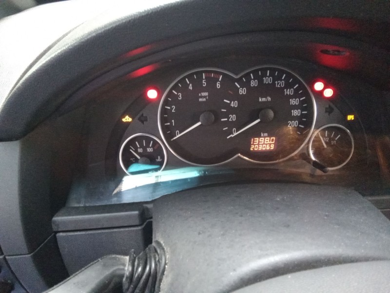 opel meriva  | 0.03 - 0.08 del año 2005