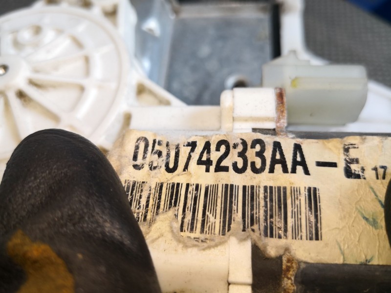 Recambio de elevalunas trasero izquierdo para dodge caliber  | 0.06 - ...  | 0.06 - ... referencia OEM IAM   