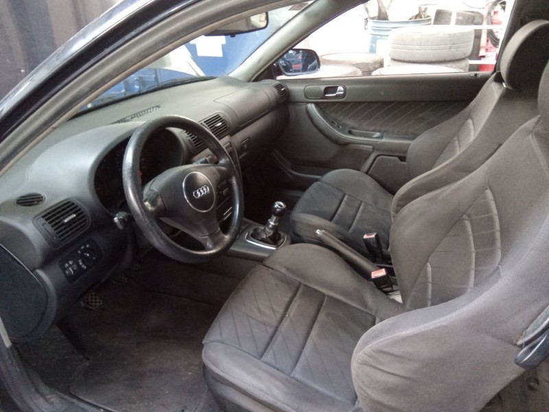 audi a3 (8l) del año 2001