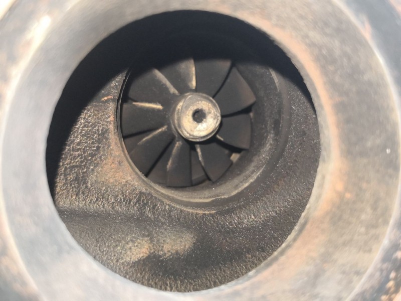 Recambio de turbocompresor para opel insignia 2.0 cdti 110 edition referencia OEM IAM 55570748  