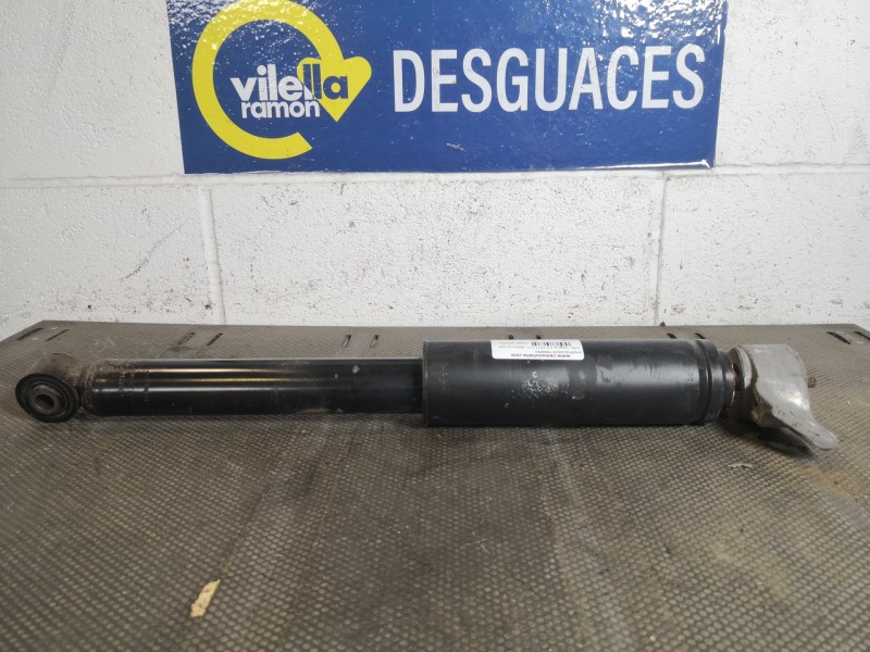 Recambio de amortiguador trasero para opel insignia 2.0 cdti 110 edition referencia OEM IAM   