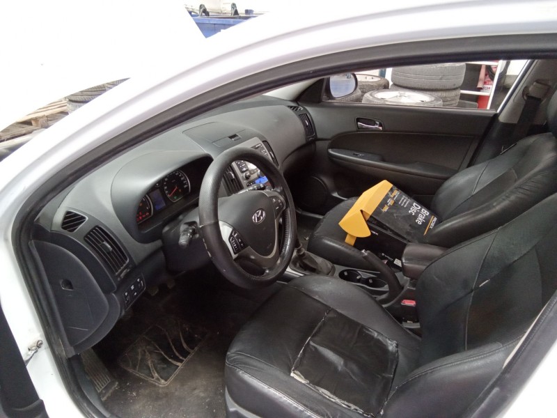 hyundai i30 2.0 cat | 0.07 - 0.12 del año 2008 hyundai i30 2.0 cat | 0.07 - 0.12 del año 2008