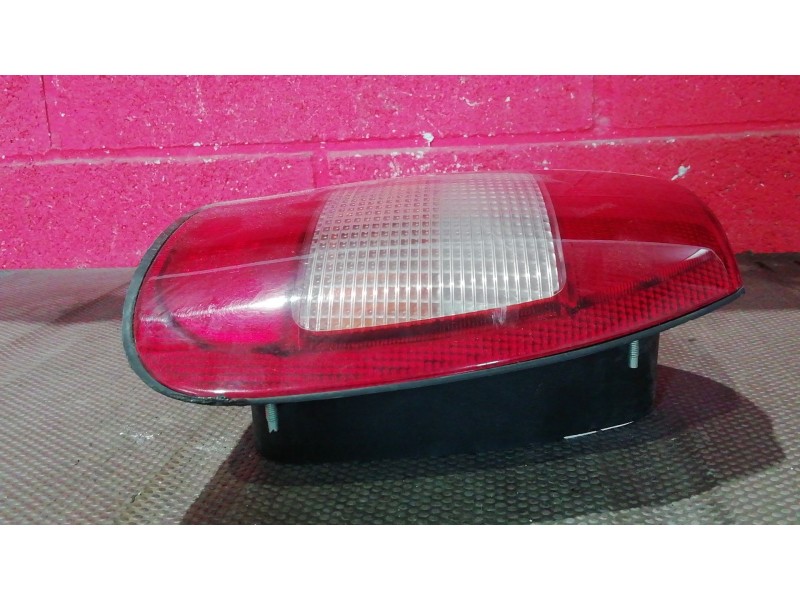 Recambio de piloto trasero derecho para nissan sunny berlina (n14)  | 0.90 - ...  | 0.90 - ... referencia OEM IAM   