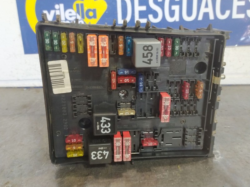 Recambio de caja reles fusibles para audi a3 (8p) 2.0 tdi referencia OEM IAM   