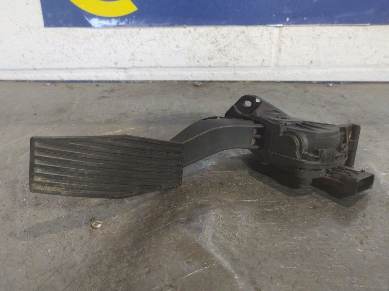 Recambio de potenciometro pedal para opel insignia 2.0 cdti 110 edition referencia OEM IAM   