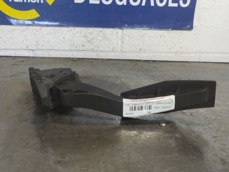 Recambio de potenciometro pedal para opel insignia 2.0 cdti 110 edition referencia OEM IAM   