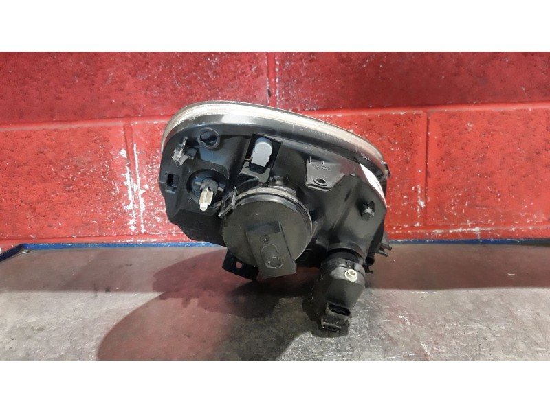 Recambio de faro izquierdo para nissan kubistar (x76)  | 0.03 - ...  | 0.03 - ... referencia OEM IAM   