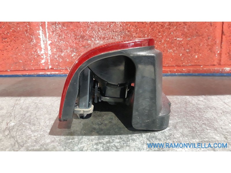 Recambio de piloto trasero derecho para citroen berlingo 2.0 hdi multispace referencia OEM IAM   