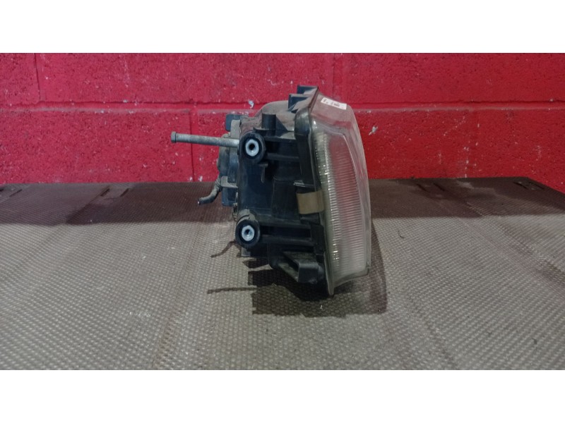 Recambio de faro derecho para nissan sunny berlina (n14)  | 0.90 - ...  | 0.90 - ... referencia OEM IAM   