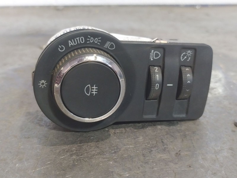 Recambio de mando luces para opel insignia 2.0 cdti 110 edition referencia OEM IAM   