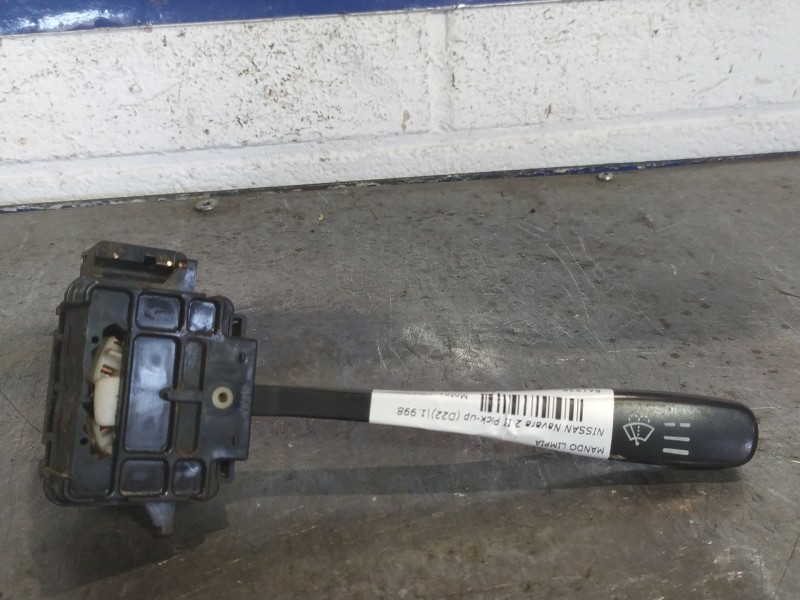 Recambio de mando limpia para nissan navara 2 ii pick-up (d22) 2.5 tdi referencia OEM IAM   