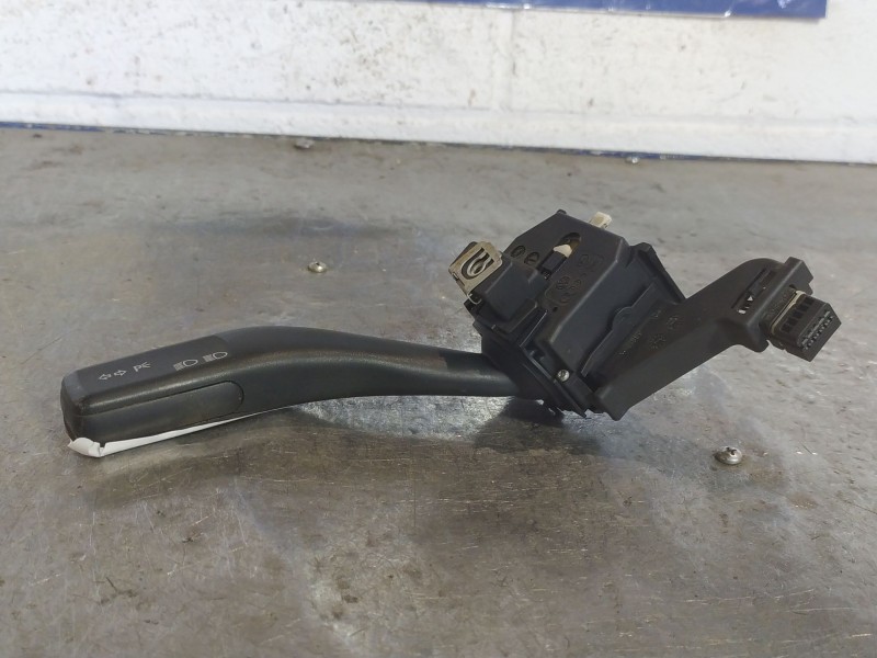 Recambio de mando intermitentes para audi a3 (8p) 2.0 tdi referencia OEM IAM 1K0953513 01103500 