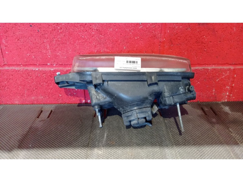 Recambio de faro derecho para nissan sunny berlina (n14)  | 0.90 - ...  | 0.90 - ... referencia OEM IAM   