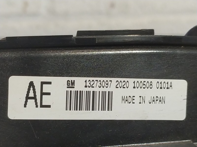 Recambio de mando climatizador para opel insignia 2.0 cdti 110 edition referencia OEM IAM 13273097  