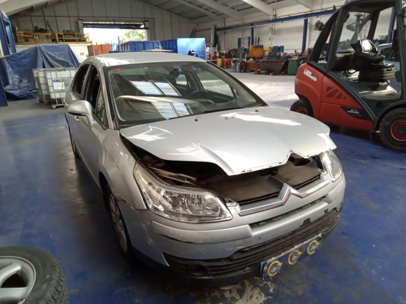 citroen c4 sedan del año 2010