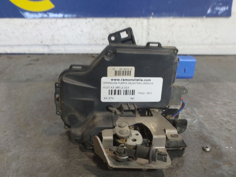 Recambio de cerradura puerta delantera derecha para audi a3 (8p) 2.0 tdi referencia OEM IAM   
