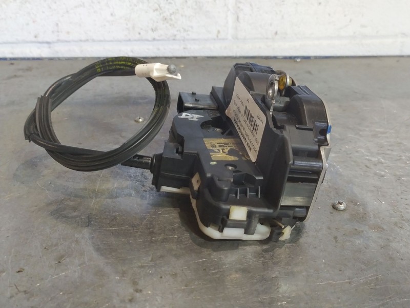 Recambio de cerradura puerta delantera izquierda para opel insignia 2.0 cdti 110 edition referencia OEM IAM   