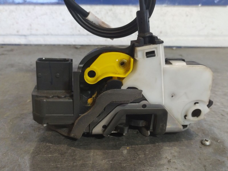 Recambio de cerradura puerta delantera izquierda para opel insignia 2.0 cdti 110 edition referencia OEM IAM   