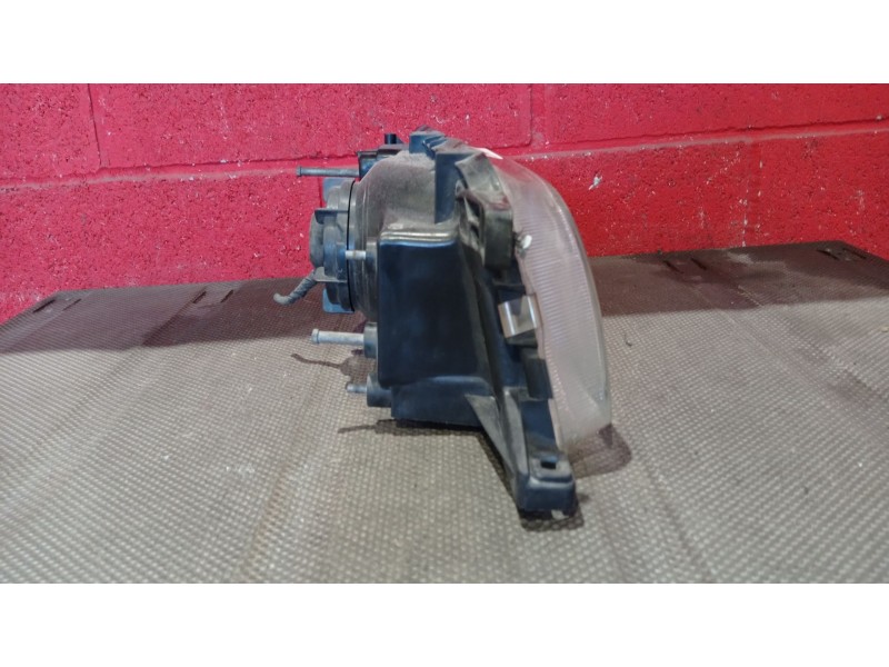Recambio de faro izquierdo para nissan sunny berlina (n14)  | 0.90 - ...  | 0.90 - ... referencia OEM IAM   