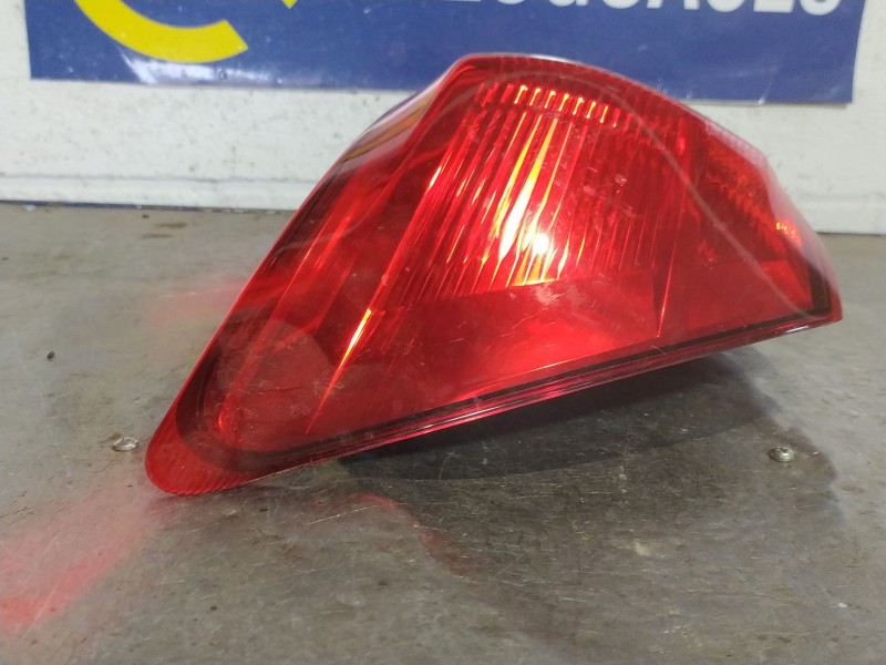 Recambio de piloto trasero izquierdo para nissan qashqai (j10) acenta referencia OEM IAM   