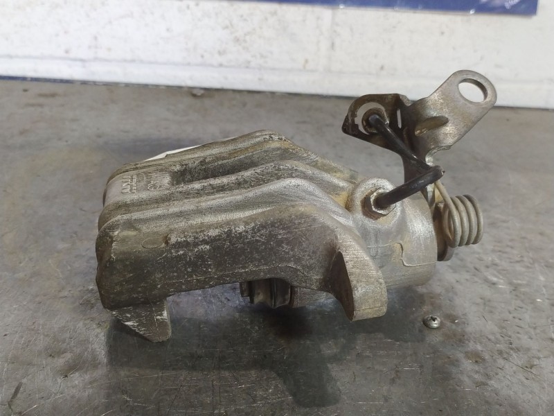 Recambio de pinza freno trasera derecha para audi a3 (8p) 2.0 tdi referencia OEM IAM   