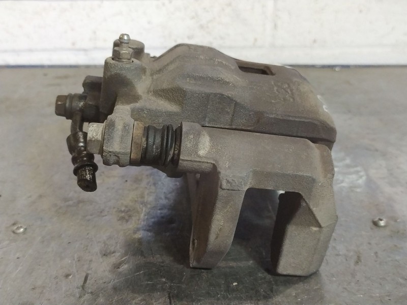 Recambio de pinza freno delantera derecha para mazda 2 lim. (de)  | 0.07 - ...  | 0.07 - ... referencia OEM IAM   