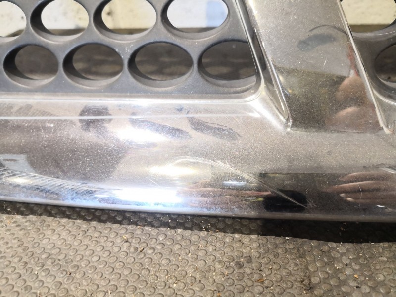 Recambio de rejilla delantera para nissan navara 2 ii pick-up (d22) 2.5 tdi referencia OEM IAM   